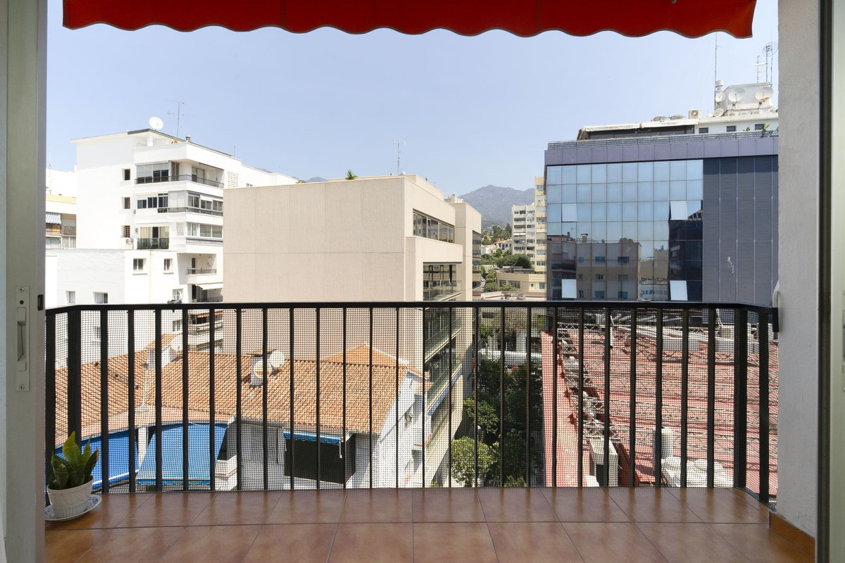 2 Bed Apartment for sale in Marbella Costa Del Sol, Málaga, Spain