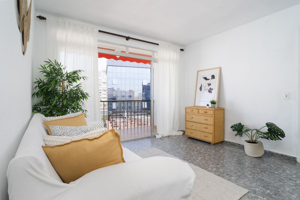 2 Bed Apartment for sale in Marbella Costa Del Sol, Málaga, Spain