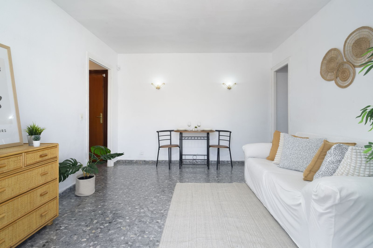 2 Bed Apartment for sale in Marbella Costa Del Sol, Málaga, Spain