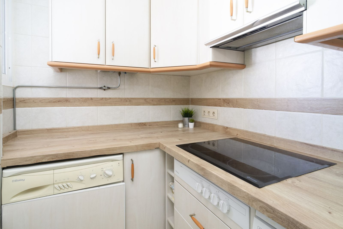 2 Bed Apartment for sale in Marbella Costa Del Sol, Málaga, Spain