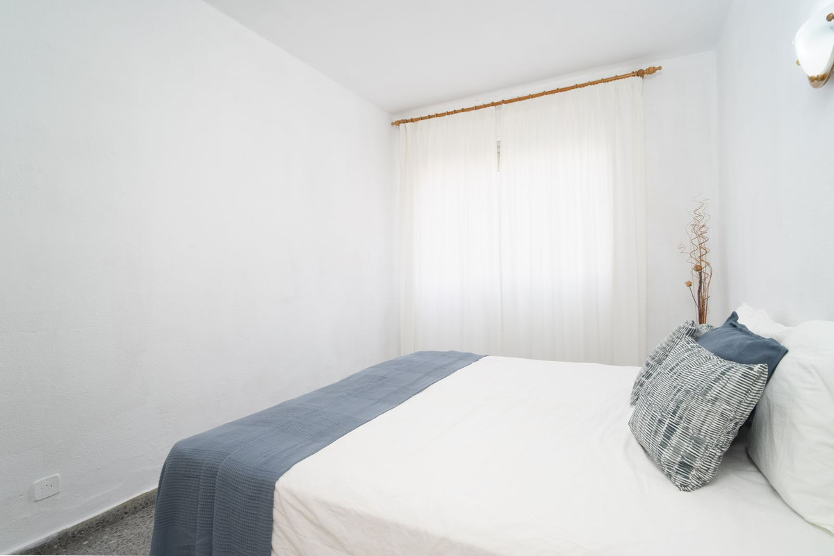 2 Bed Apartment for sale in Marbella Costa Del Sol, Málaga, Spain