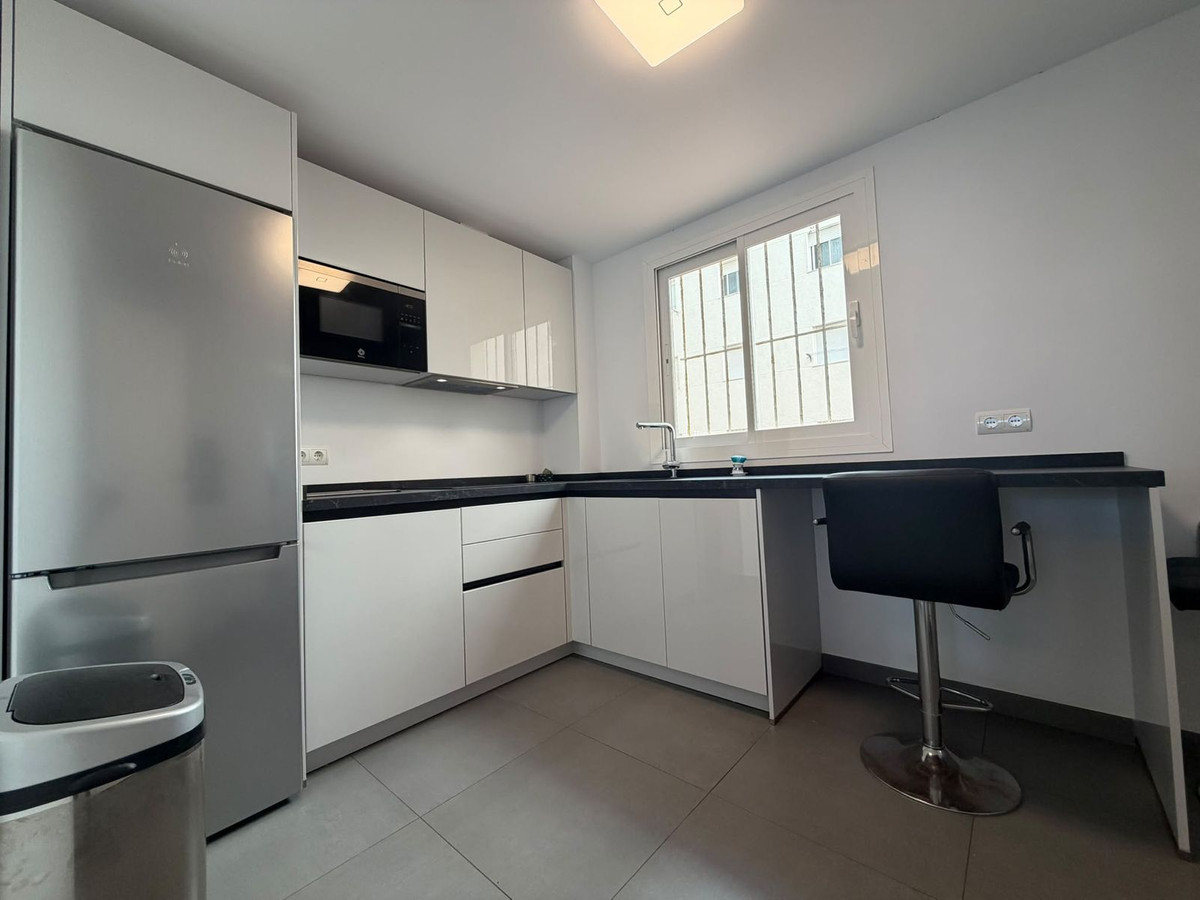 4 Bed Commercial unit for sale in Estepona Costa Del Sol, Málaga, Spain