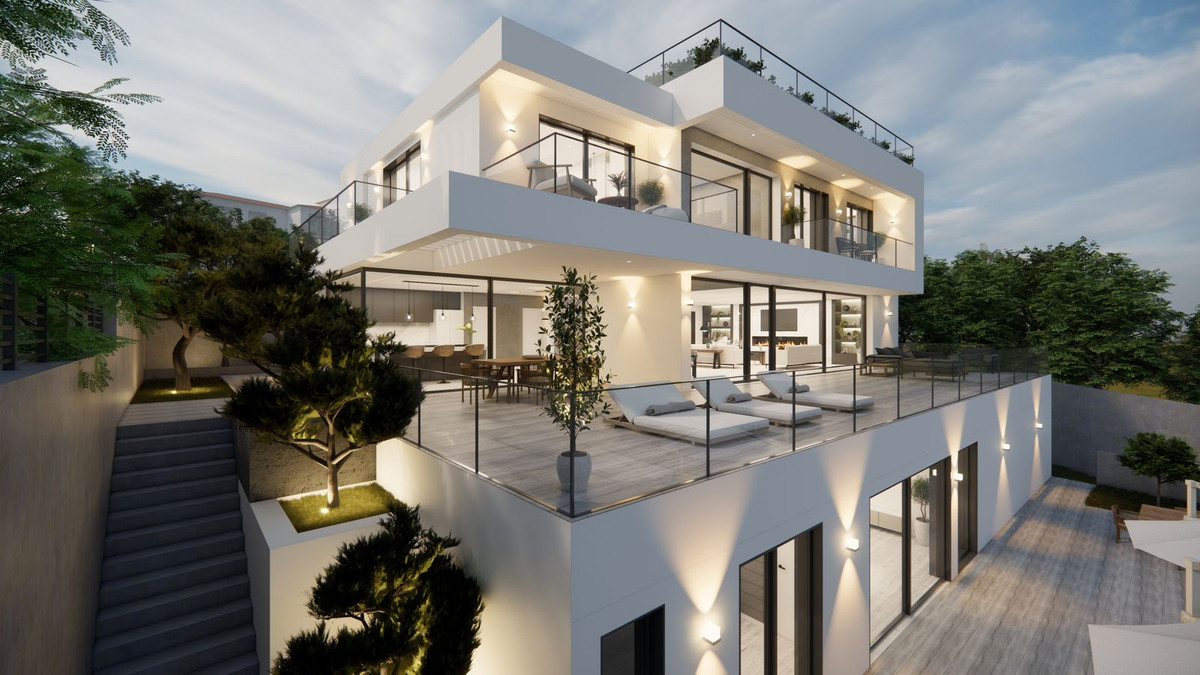 4 Bed Townhouse for sale in Elviria Costa Del Sol, Málaga, Spain
