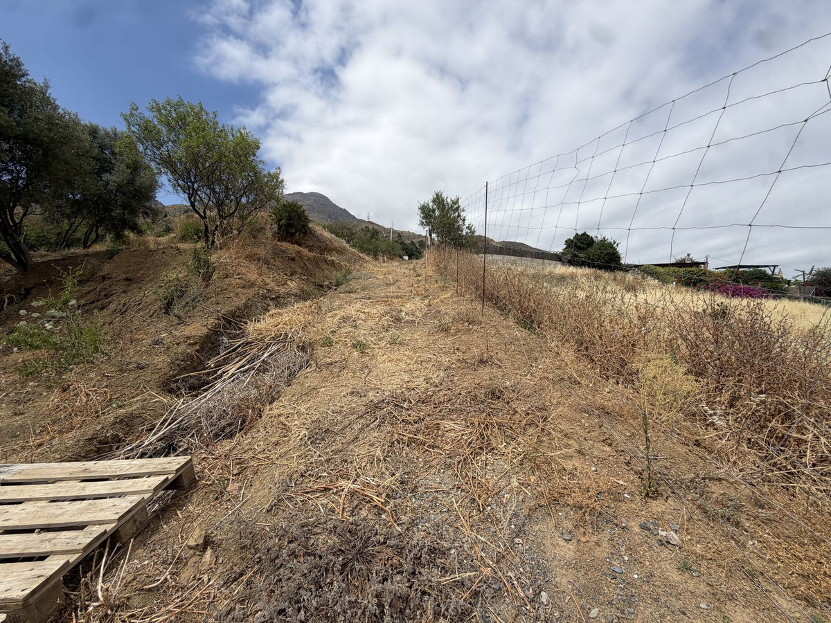 Se vende Terreno Rustico  en Costa Del Sol, Málaga, España
