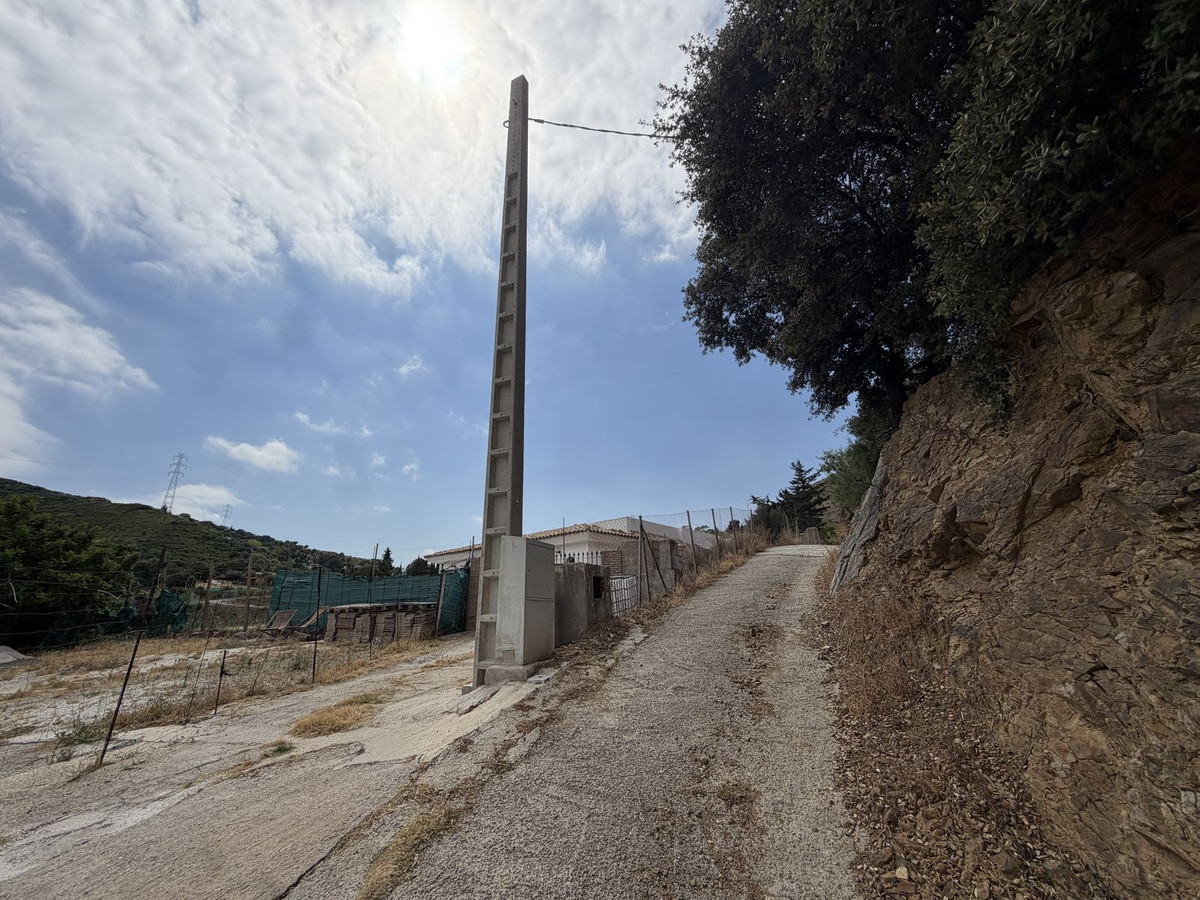 Se vende Terreno Rustico  en Costa Del Sol, Málaga, España