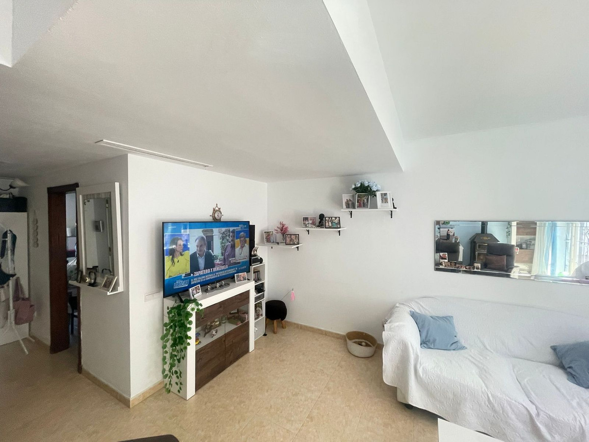 3 Bed Townhouse for sale in Estepona Costa Del Sol, Málaga, Spain