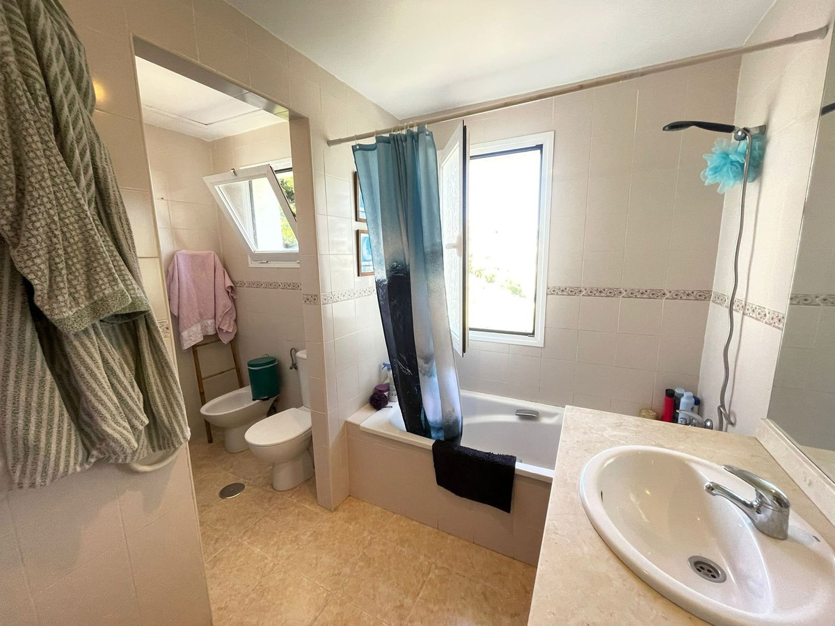 3 Bed Townhouse for sale in Estepona Costa Del Sol, Málaga, Spain