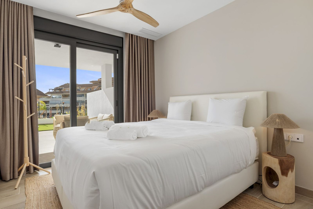 Se vende Apartamento Planta Baja de 2 dormitorios en Costa Del Sol, Málaga, España