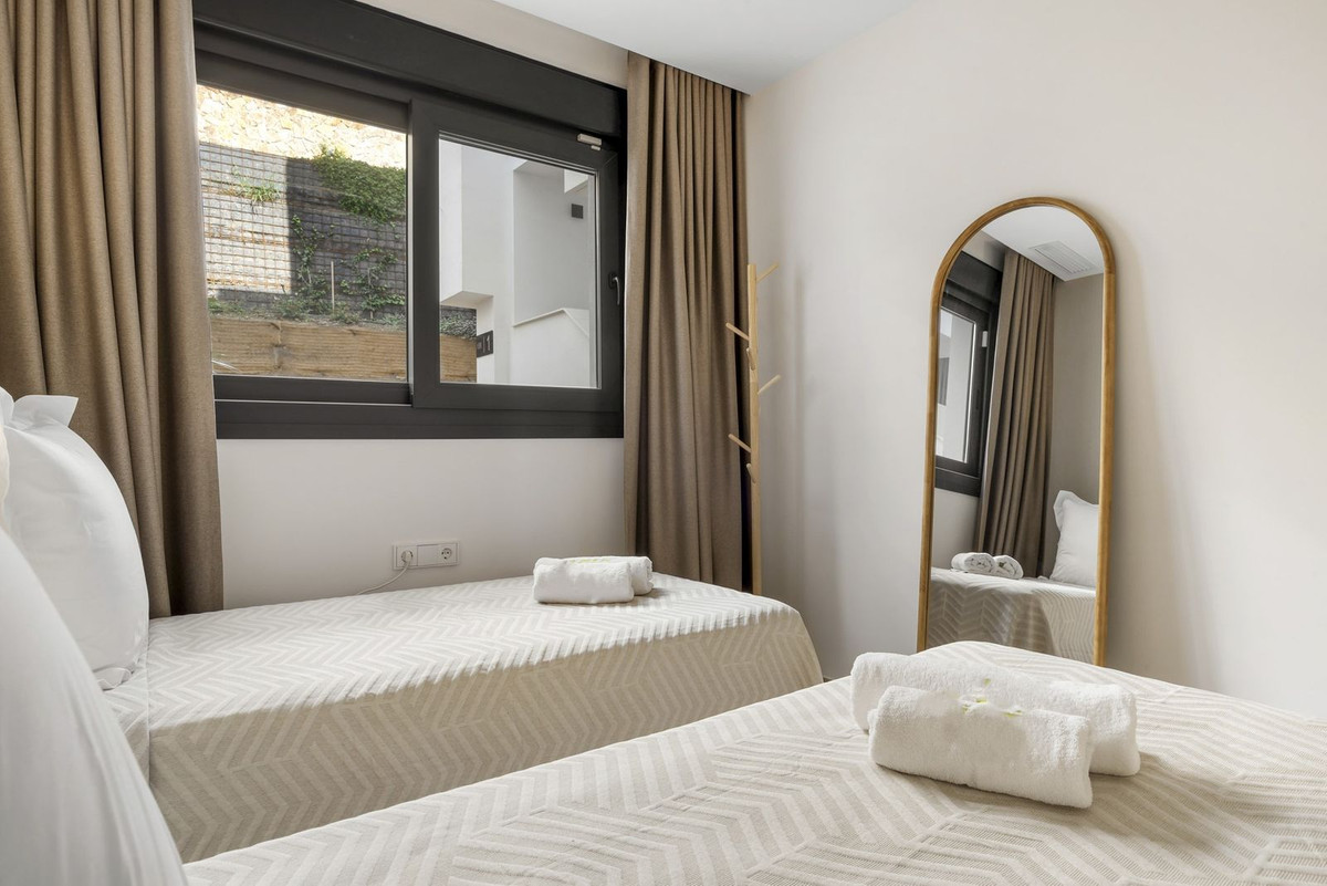 Se vende Apartamento Planta Baja de 2 dormitorios en Costa Del Sol, Málaga, España