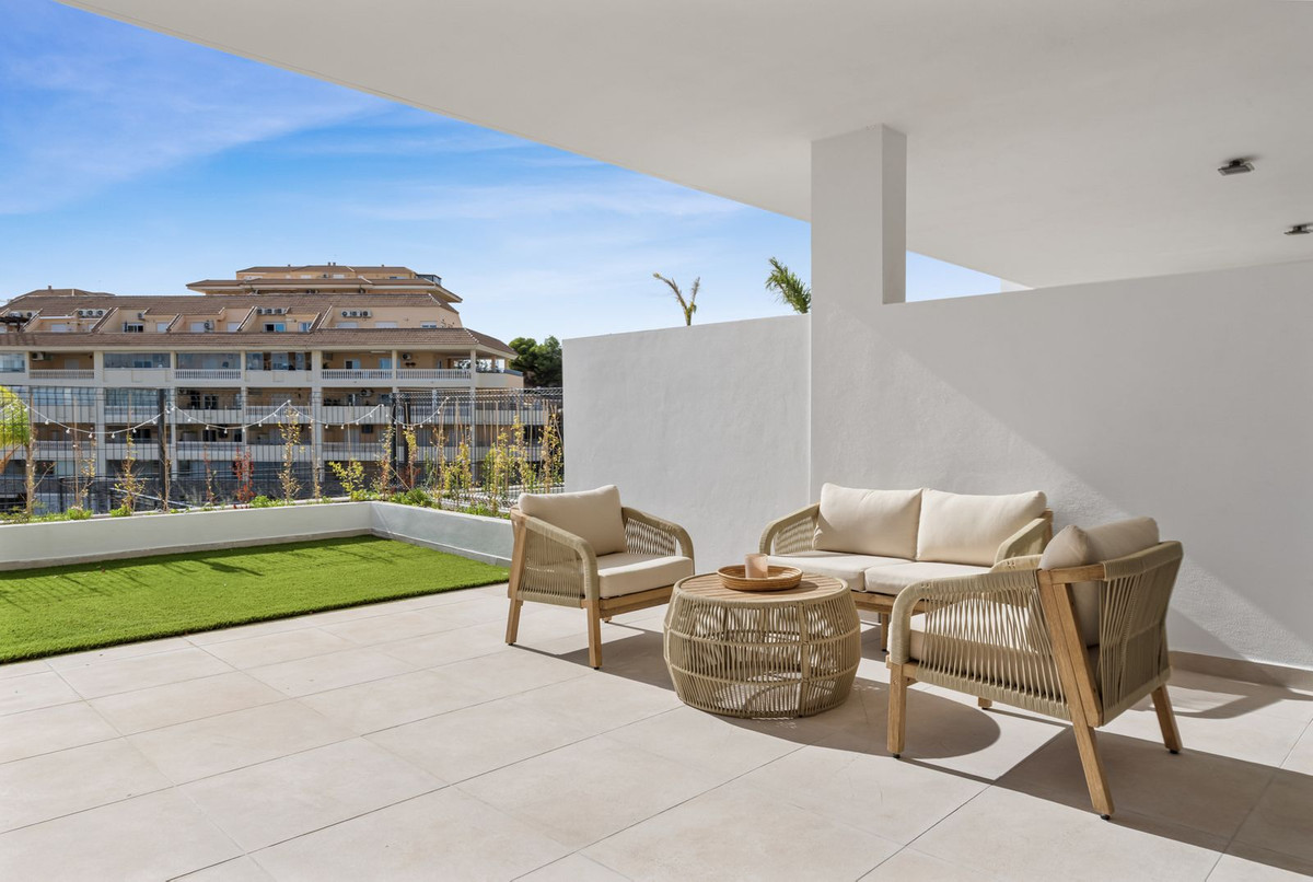Se vende Apartamento Planta Baja de 2 dormitorios en Costa Del Sol, Málaga, España