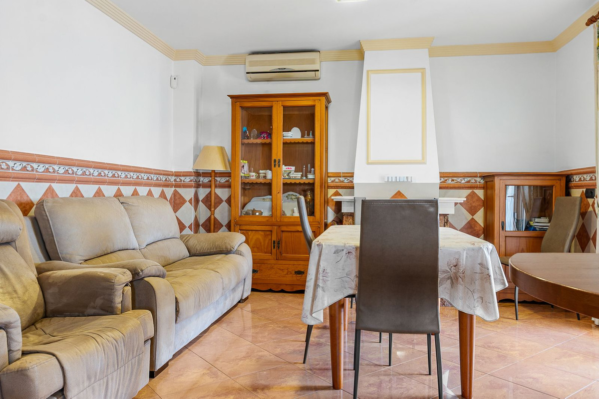 5 Bed Townhouse for sale in Torrequebrada Costa Del Sol, Málaga, Spain