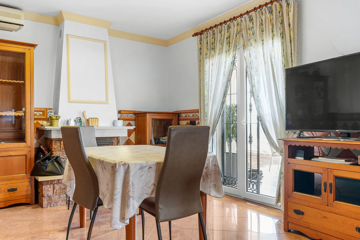 5 Bed Townhouse for sale in Torrequebrada Costa Del Sol, Málaga, Spain