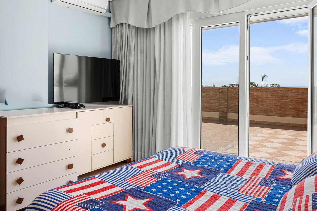 5 Bed Townhouse for sale in Torrequebrada Costa Del Sol, Málaga, Spain