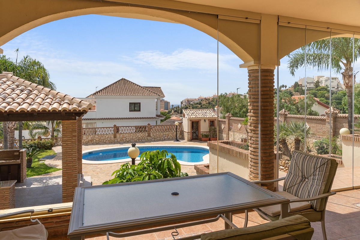5 Bed Townhouse for sale in Torrequebrada Costa Del Sol, Málaga, Spain