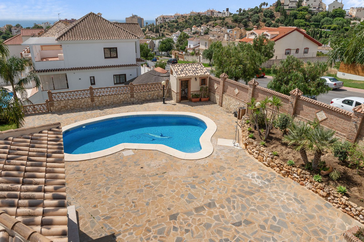 5 Bed Townhouse for sale in Torrequebrada Costa Del Sol, Málaga, Spain