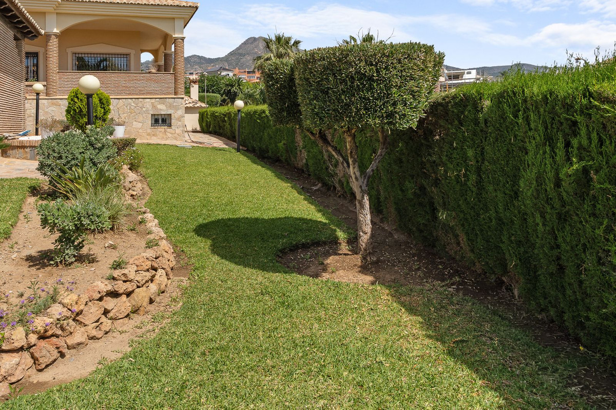 5 Bed Townhouse for sale in Torrequebrada Costa Del Sol, Málaga, Spain