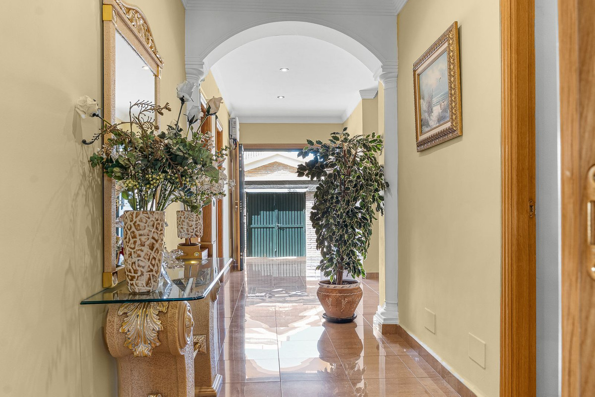 5 Bed Townhouse for sale in Torrequebrada Costa Del Sol, Málaga, Spain