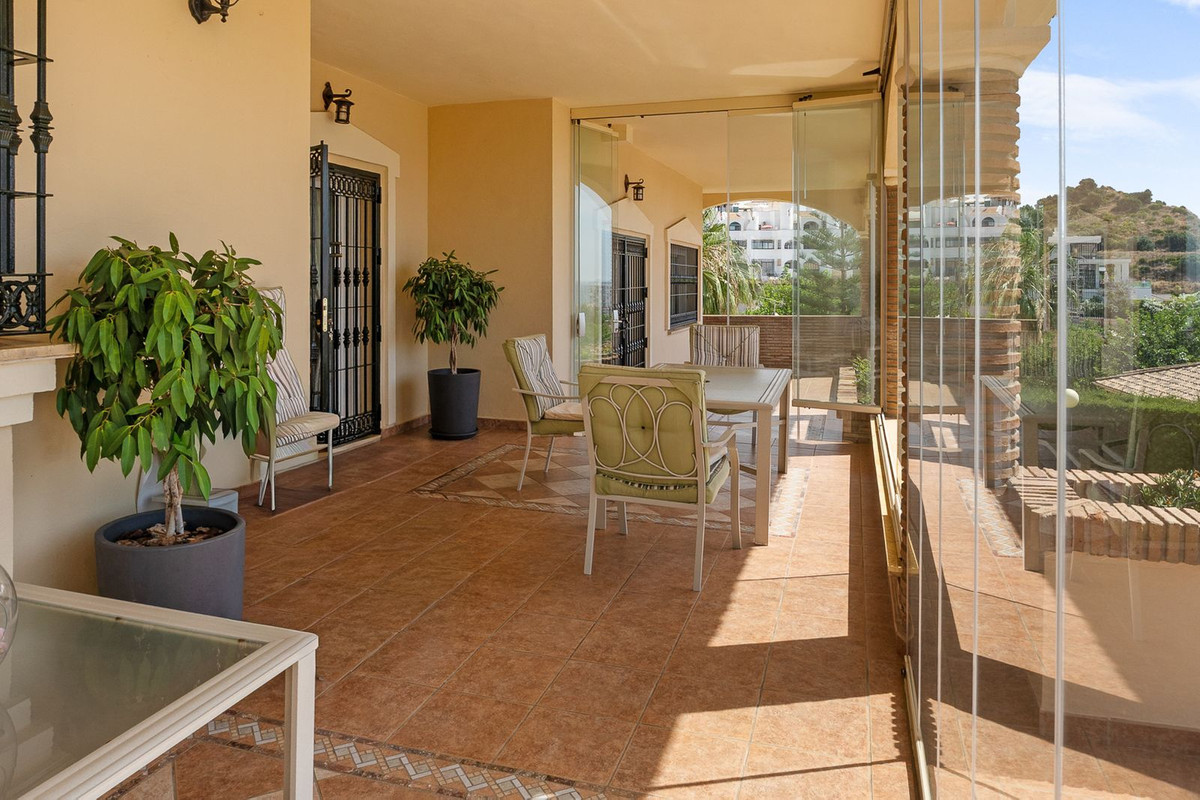 5 Bed Townhouse for sale in Torrequebrada Costa Del Sol, Málaga, Spain