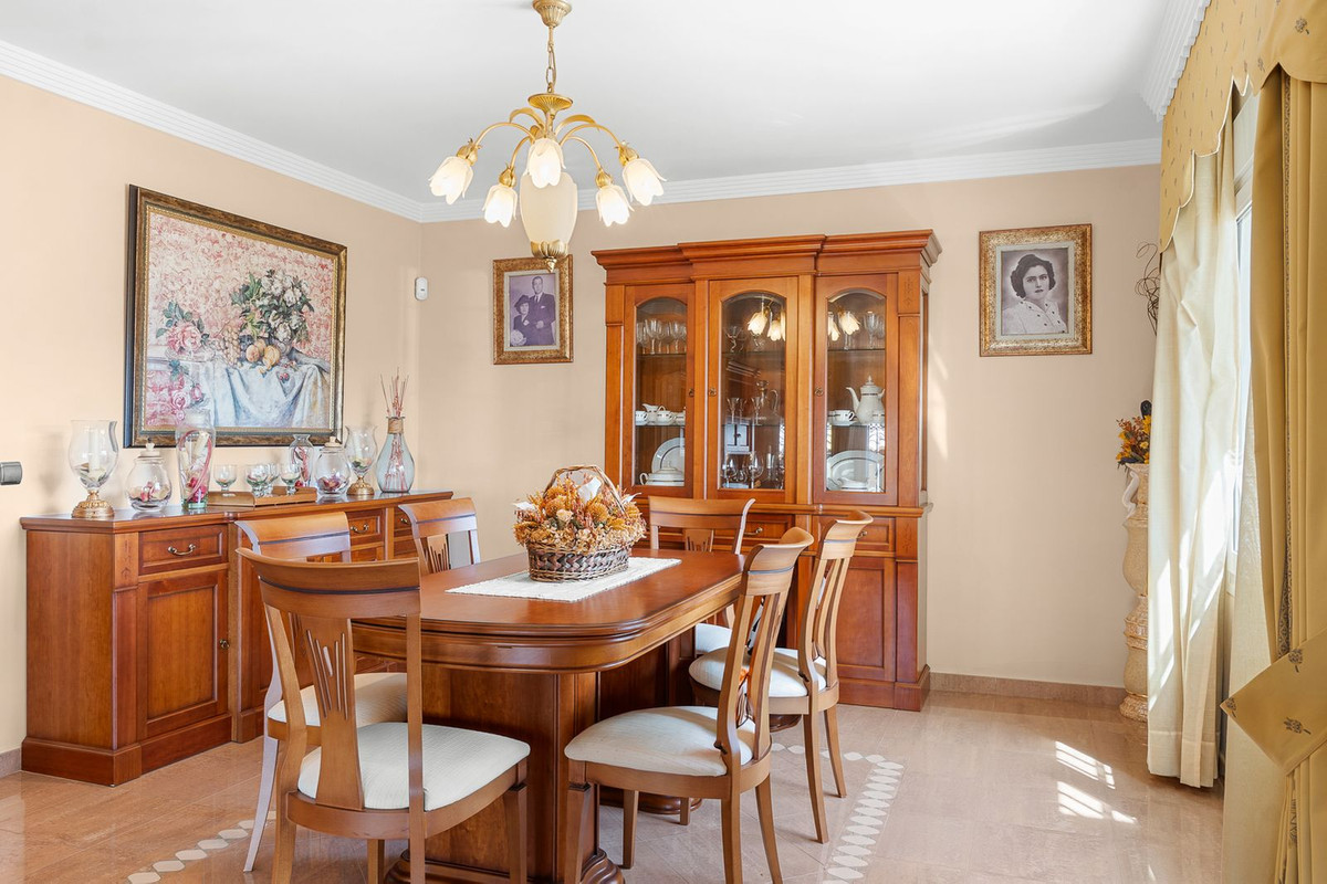5 Bed Townhouse for sale in Torrequebrada Costa Del Sol, Málaga, Spain