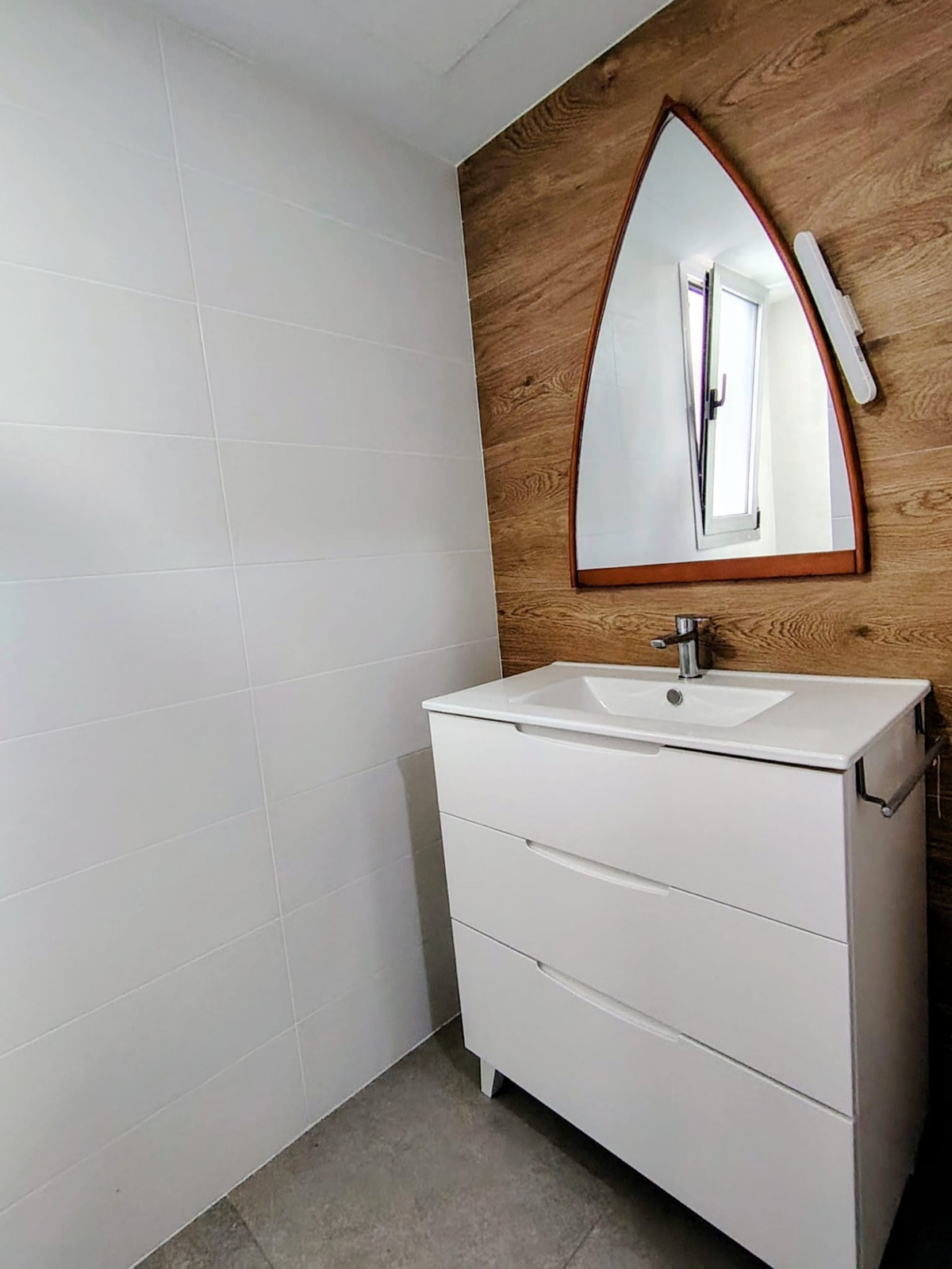 Se vende Apartamento Planta Media de 2 dormitorios en Costa Del Sol, Málaga, España