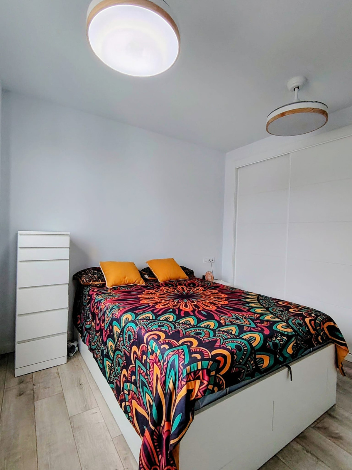 Se vende Apartamento Planta Media de 2 dormitorios en Costa Del Sol, Málaga, España