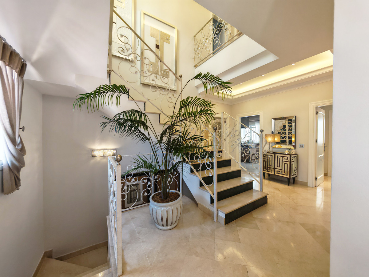 4 Bed Townhouse for sale in Elviria Costa Del Sol, Málaga, Spain