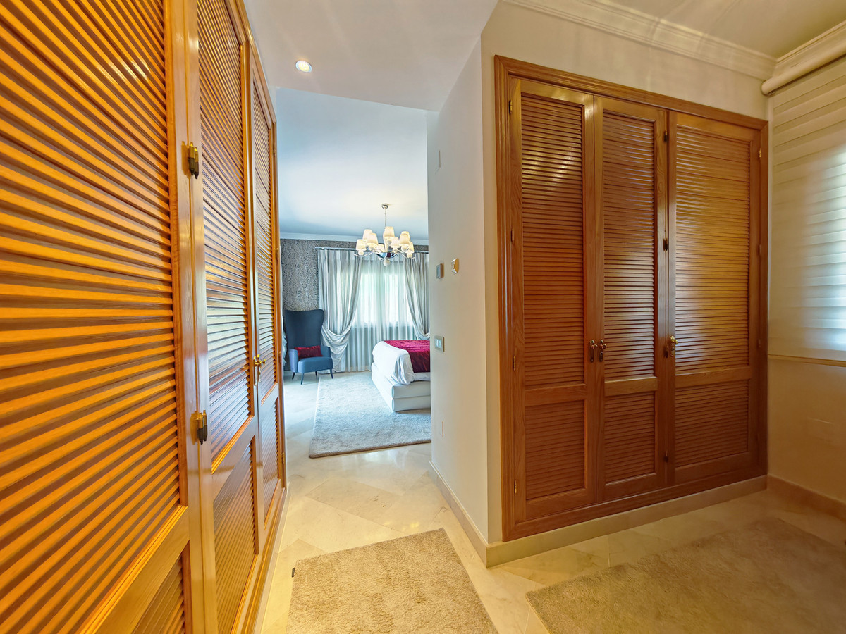 4 Bed Townhouse for sale in Elviria Costa Del Sol, Málaga, Spain