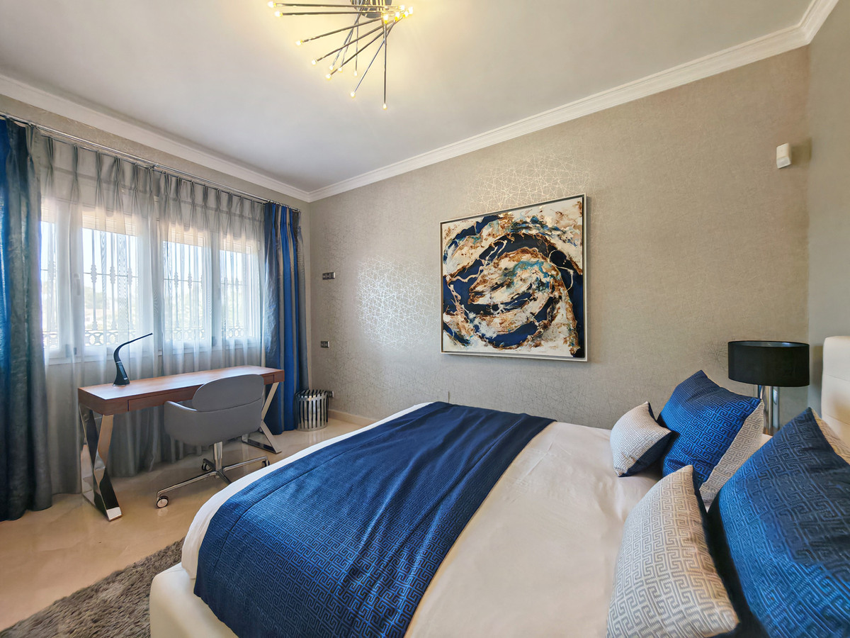 4 Bed Townhouse for sale in Elviria Costa Del Sol, Málaga, Spain