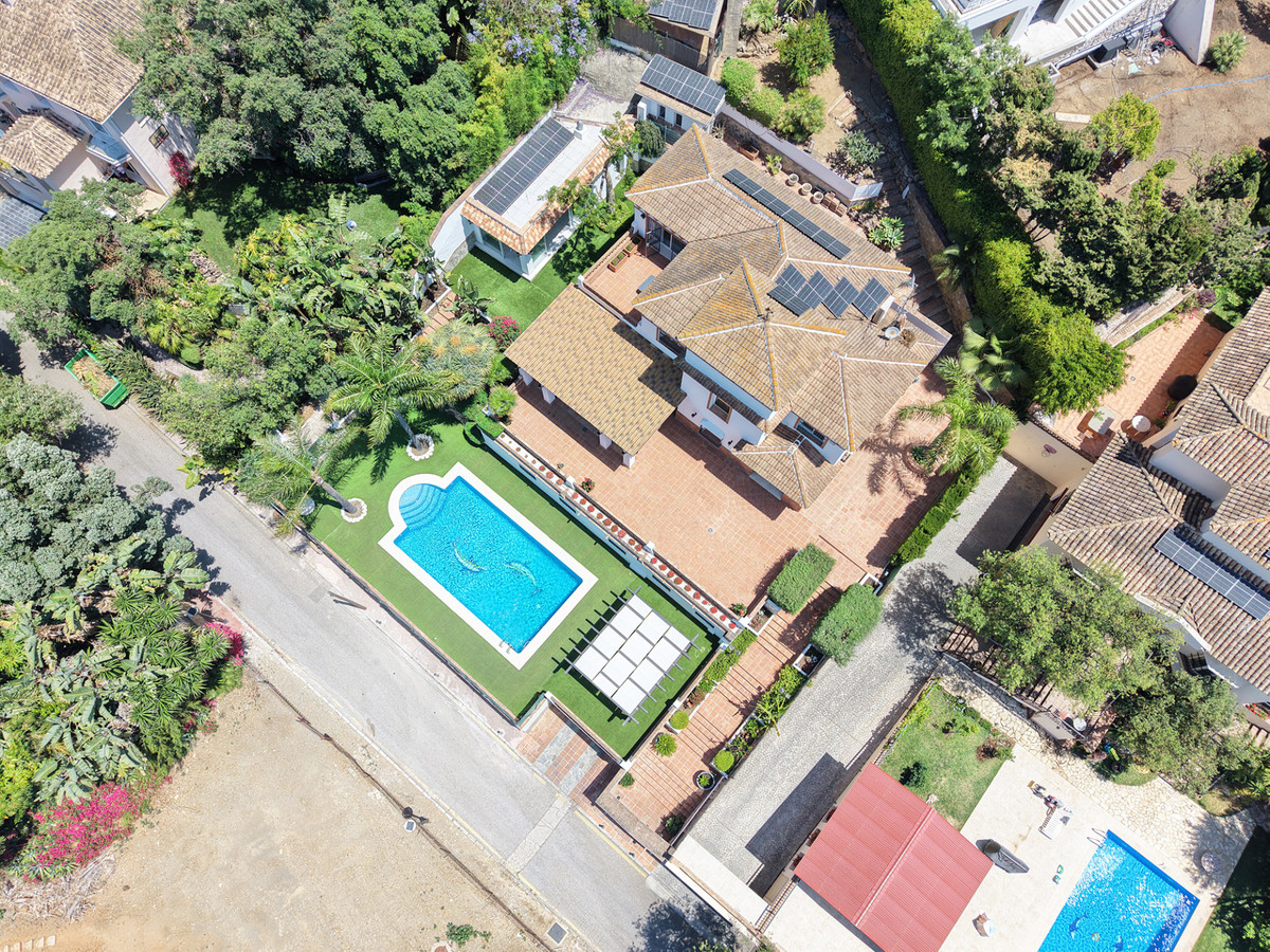 4 Bed Townhouse for sale in Elviria Costa Del Sol, Málaga, Spain