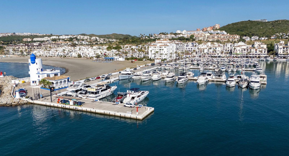 Se vende Ático Dúplex de 2 dormitorios en Costa Del Sol, Málaga, España