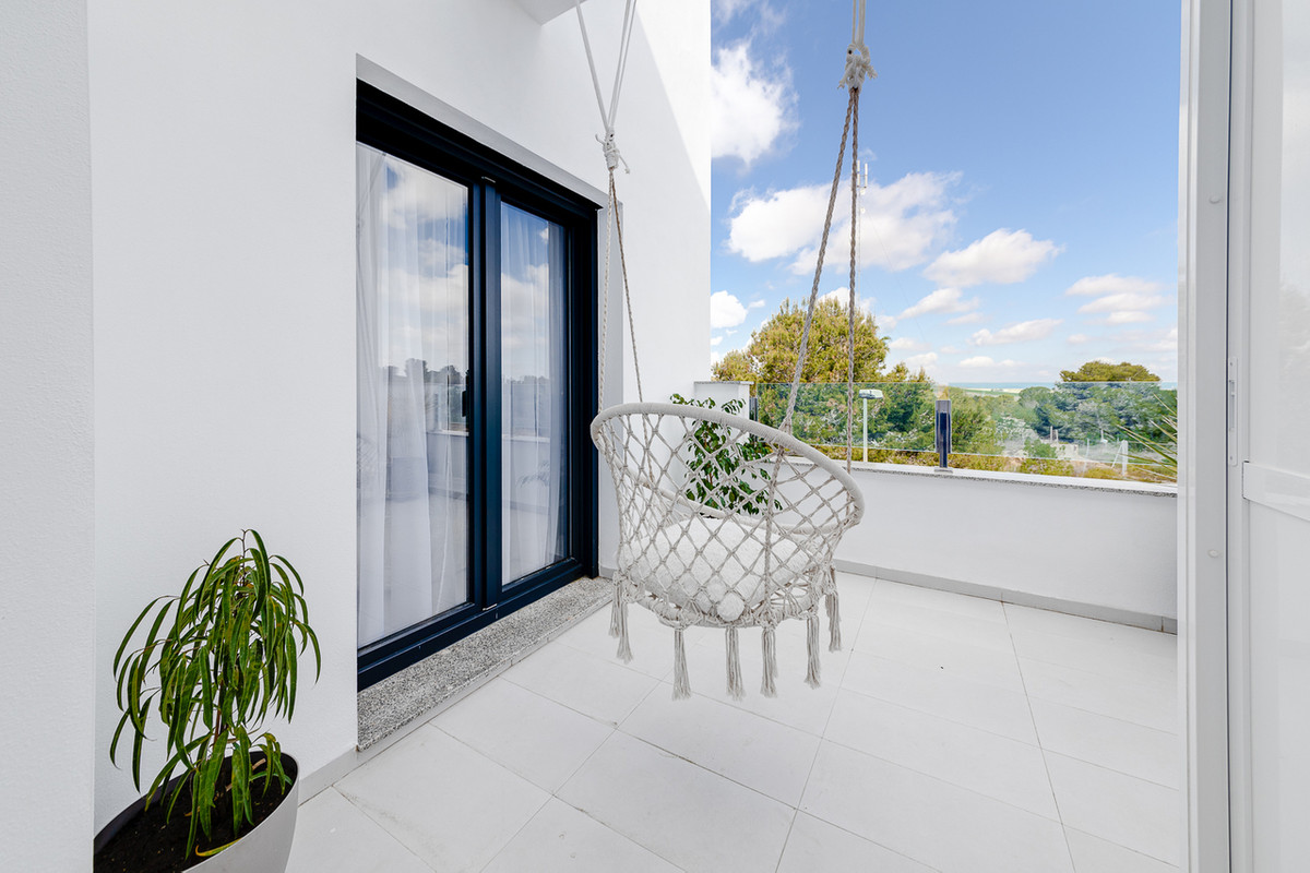 3 Bed Townhouse for sale in Villamartin Costa Blanca, Alicante, Spain