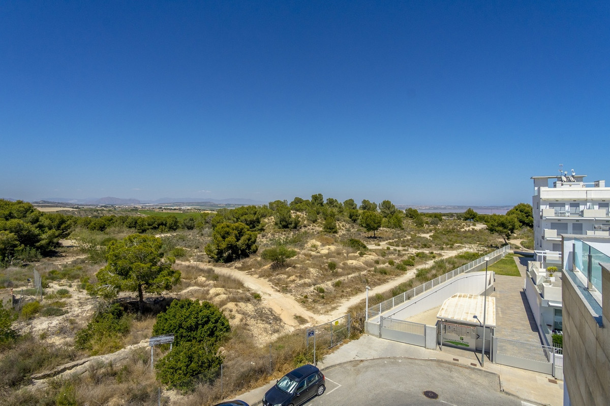 3 Bed Townhouse for sale in Villamartin Costa Blanca, Alicante, Spain
