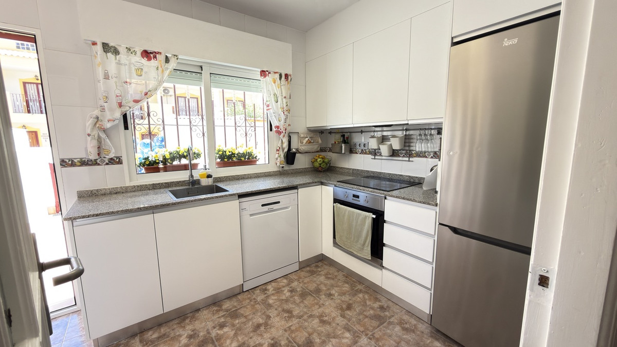 Se vende Adosada de 3 dormitorios en Costa Blanca, Alicante, España