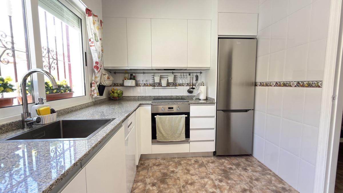 Se vende Adosada de 3 dormitorios en Costa Blanca, Alicante, España
