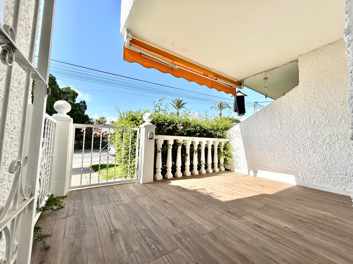 Se vende Apartamento Planta Baja de 2 dormitorios en Costa Blanca, Alicante, España