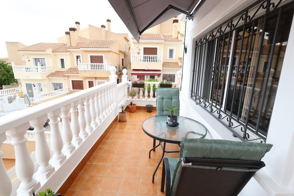 5 Bed Townhouse for sale in San Miguel De Salinas Costa Blanca, Alicante, Spain