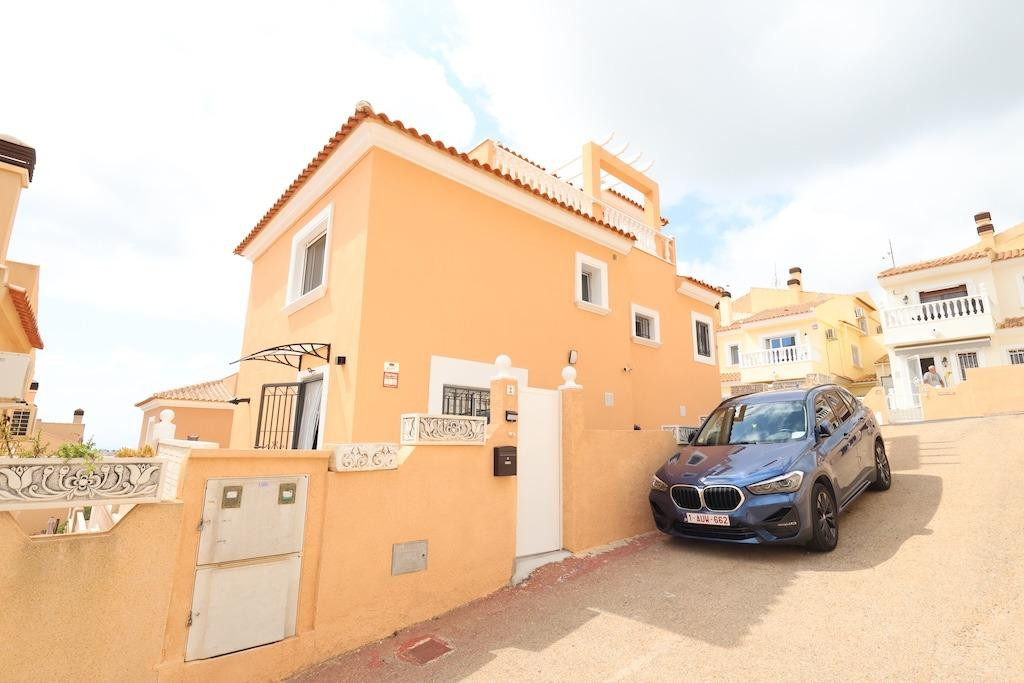 5 Bed Townhouse for sale in San Miguel De Salinas Costa Blanca, Alicante, Spain