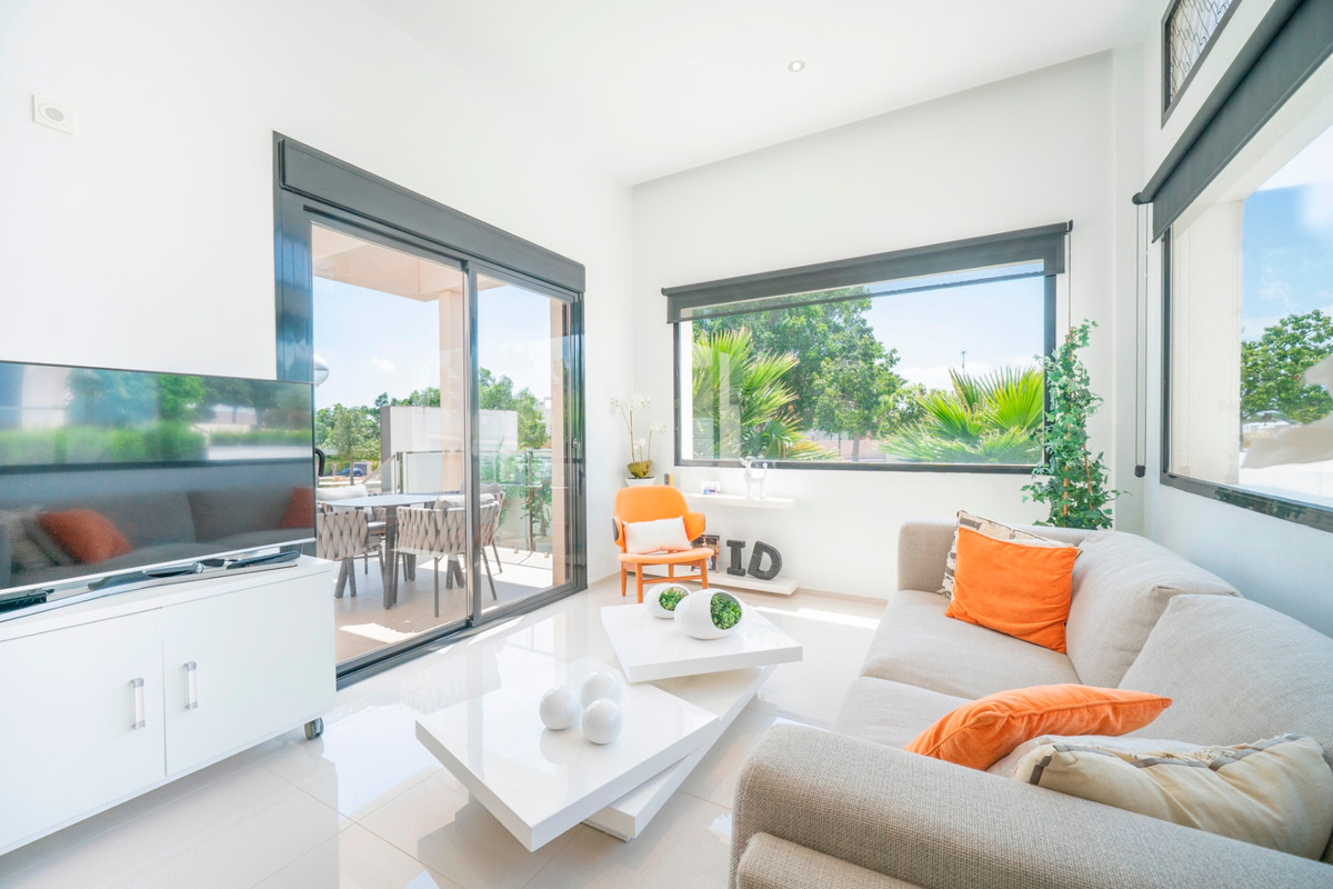 3 Bed Townhouse for sale in Ciudad Quesada Costa Blanca, Alicante, Spain