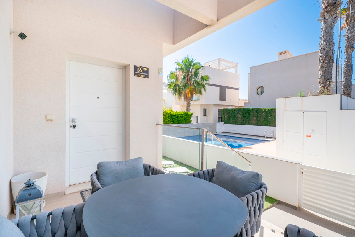 3 Bed Townhouse for sale in Ciudad Quesada Costa Blanca, Alicante, Spain