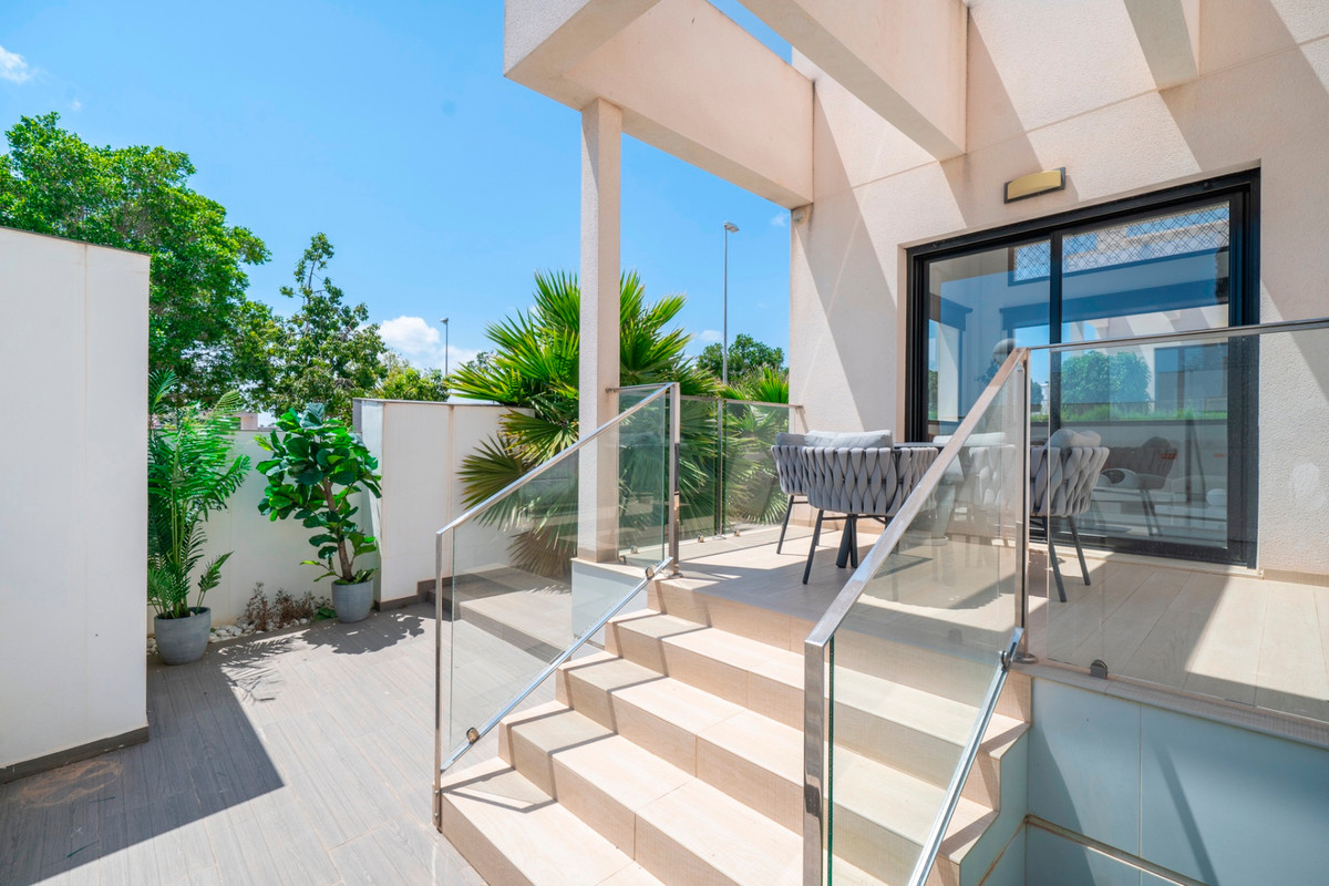 3 Bed Townhouse for sale in Ciudad Quesada Costa Blanca, Alicante, Spain
