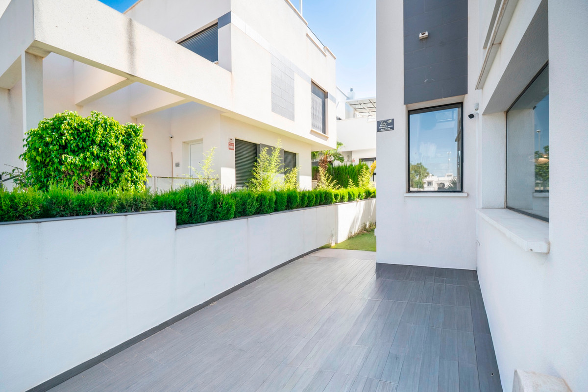 3 Bed Townhouse for sale in Ciudad Quesada Costa Blanca, Alicante, Spain