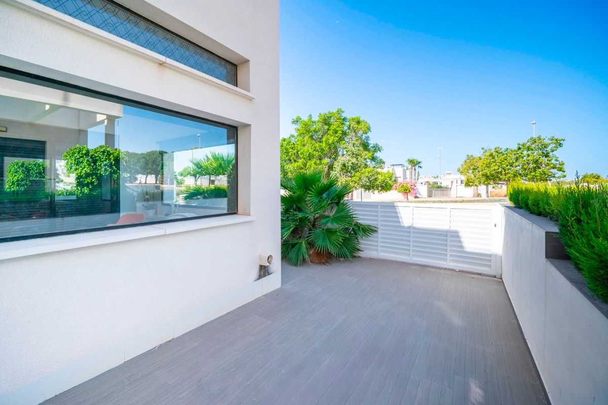 3 Bed Townhouse for sale in Ciudad Quesada Costa Blanca, Alicante, Spain