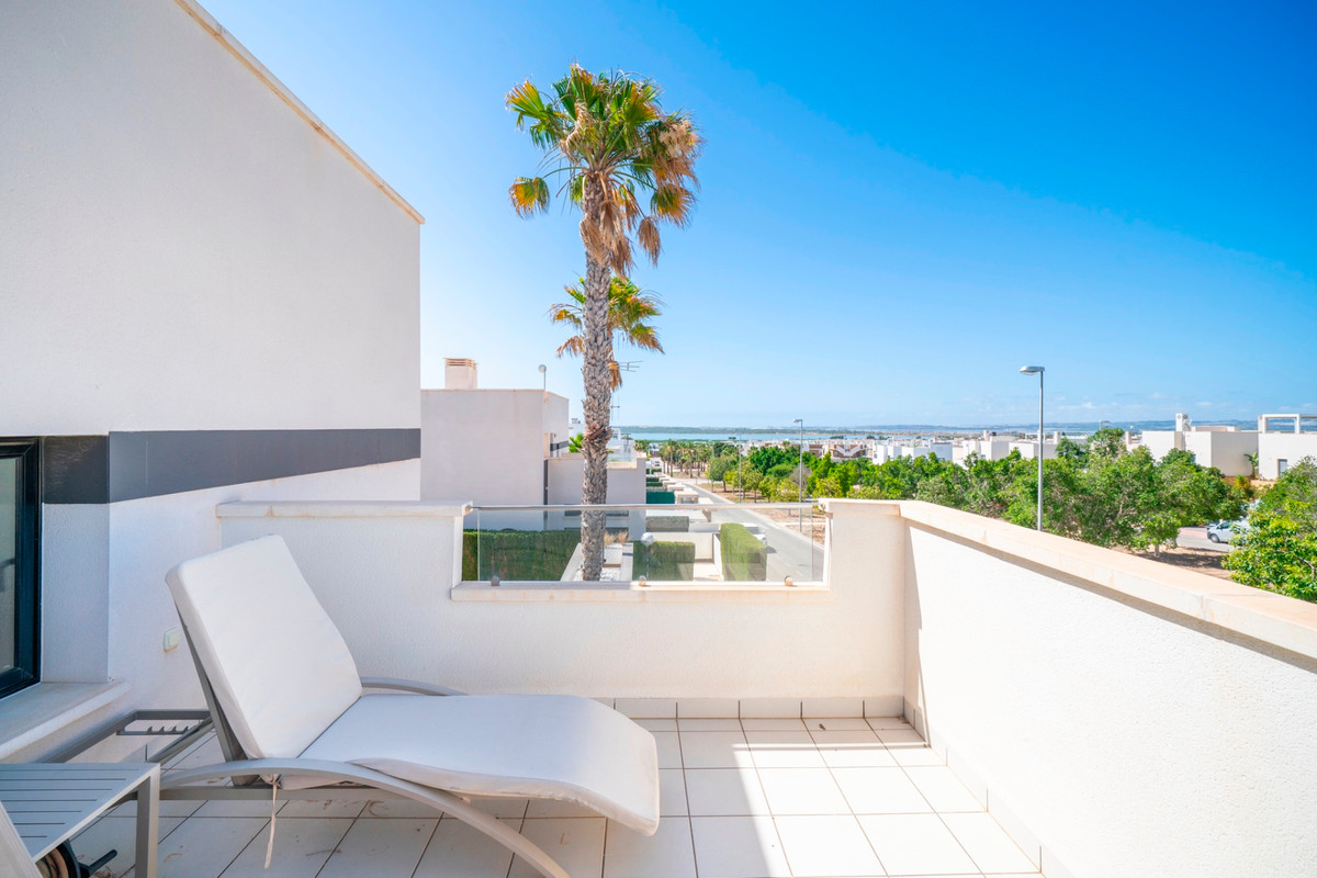 3 Bed Townhouse for sale in Ciudad Quesada Costa Blanca, Alicante, Spain