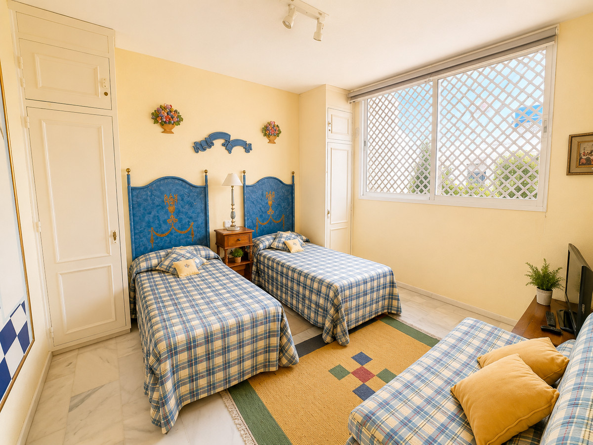 Se vende Apartamento Planta Baja de 2 dormitorios en Costa Del Sol, Málaga, España