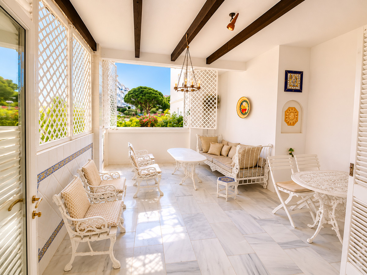 Se vende Apartamento Planta Baja de 2 dormitorios en Costa Del Sol, Málaga, España