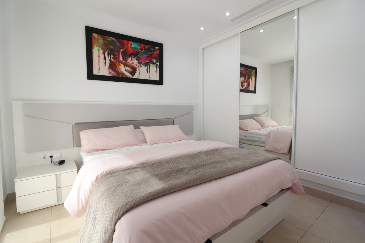 Se vende Pareada de 3 dormitorios en Costa Blanca, Alicante, España
