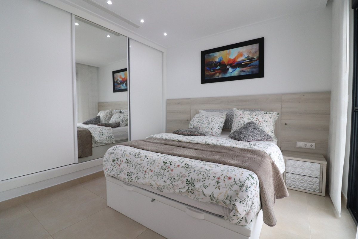 Se vende Pareada de 3 dormitorios en Costa Blanca, Alicante, España