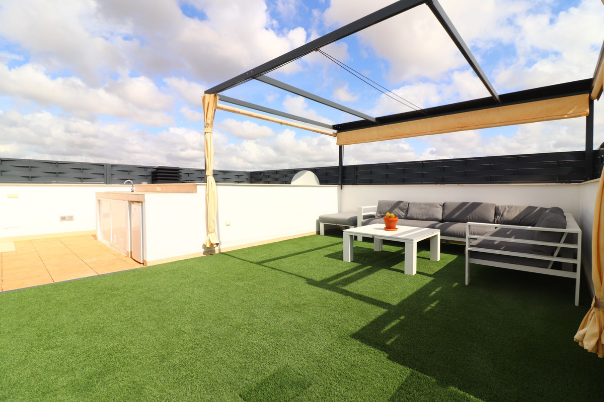Se vende Pareada de 3 dormitorios en Costa Blanca, Alicante, España