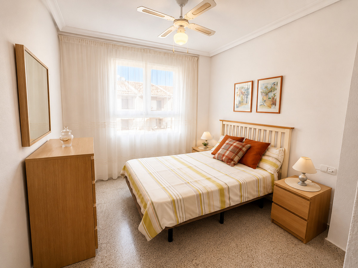 Se vende Apartamento Planta Baja de 3 dormitorios en Costa Blanca, Alicante, España