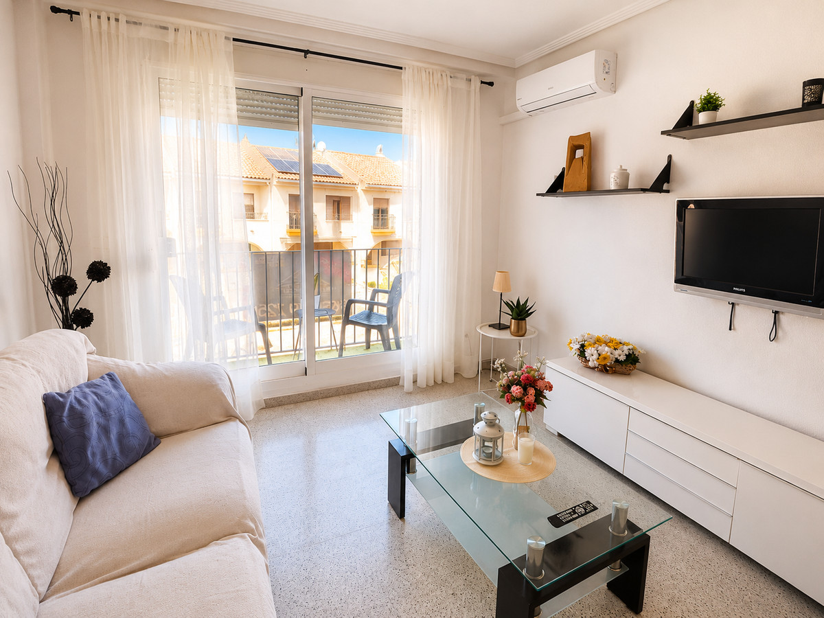 Se vende Apartamento Planta Baja de 3 dormitorios en Costa Blanca, Alicante, España